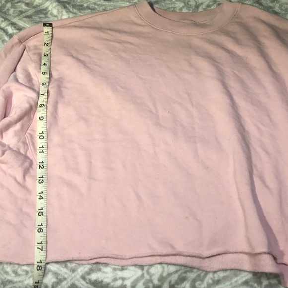 Crop top in good condition - Picture 2 of 8